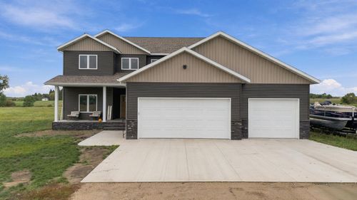 520 200th Street S, Hawley, MN, 56549 | Card Image