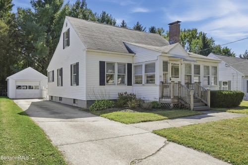 20 Delaware Ave, Pittsfield, MA, 01201-3616 | Card Image