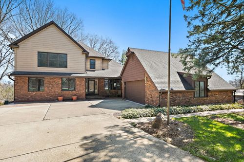 8N999 Corron Rd, Elgin, IL, 60124-8617 | Card Image