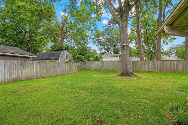 2742 Lisa Ln, House other with 3 bedrooms, 2 bathrooms and null parking in Tyler TX | Image 28