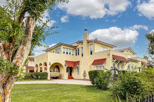 845 E Edgewood Dr, LAKELAND, FL, 33803-4166 | Card Image