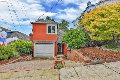 3611 Virden Ave, Oakland, CA, 94619-1565 | Card Image