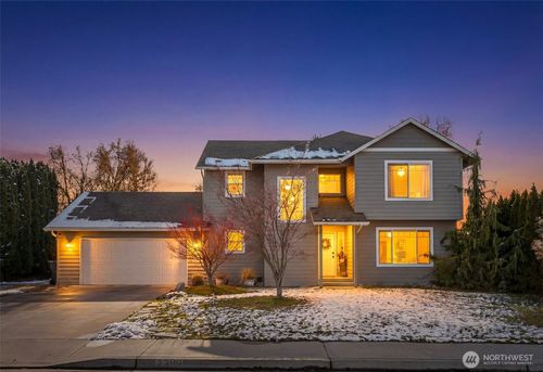 2389 Fancher Field Rd, East Wenatchee, WA, 98802-8334 | Card Image