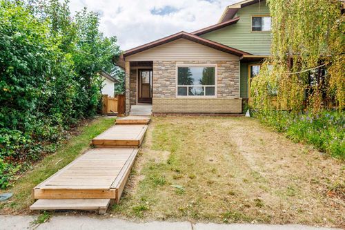 13 Bernard Dr Nw, Calgary, AB, T3K2B4 | Card Image