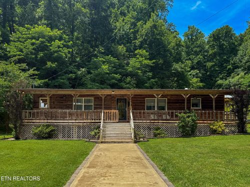 975 Keener Rd, Cosby, TN, 37722-3470 | Card Image