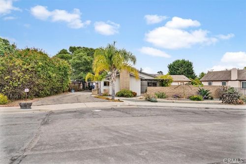 155 Walnut St, Arroyo Grande, CA, 93420-3109 | Card Image