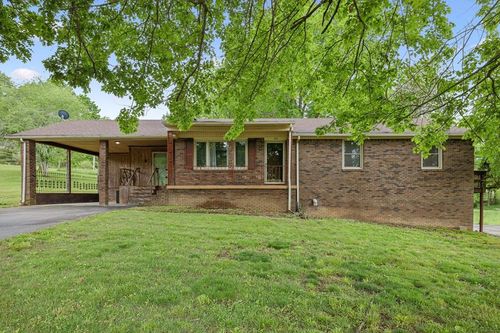148 Maple St, Gordonsville, TN, 38563-2215 | Card Image