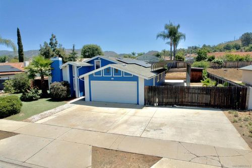 1932 Paradise St, Escondido, CA, 92026 | Card Image
