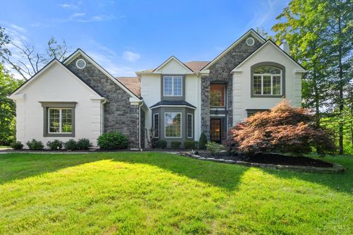 684 Balbriggan Ct, Anderson, OH, 45255-5619 | Card Image