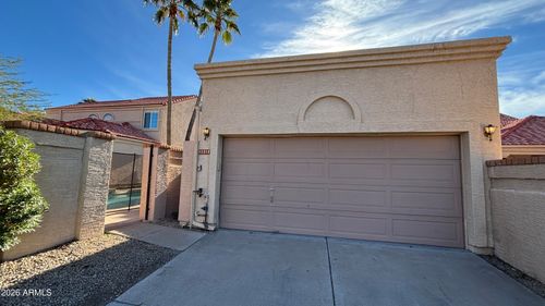 11213 E Mercer Ln, Scottsdale, AZ, 85259-4032 | Card Image