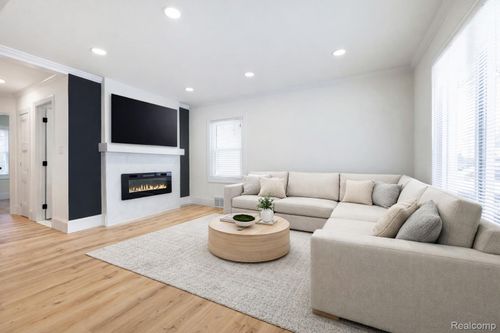 1483 E Evelyn Ave, Hazel Park, MI, 48030-2305 | Card Image