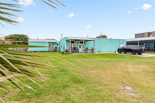 89 Carrie St, Port O Connor, TX, 77982-2114 | Card Image