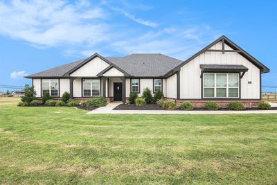 7005 Trenton Way, House other with 3 bedrooms, 2 bathrooms and null parking in Godley TX | Image 1