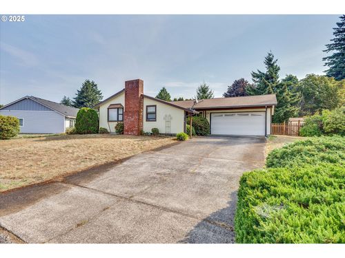 56 Ne Clark St, Cascade Locks, OR, 97014-6726 | Card Image