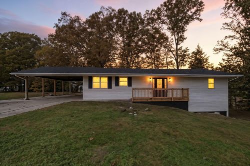 306 Allen Dr, Stanton, KY, 40380-9612 | Card Image