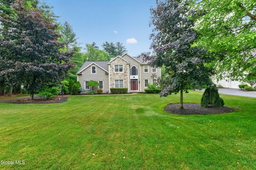 35 Ginger Ter, Halfmoon, NY, 12065-2663 | Card Image