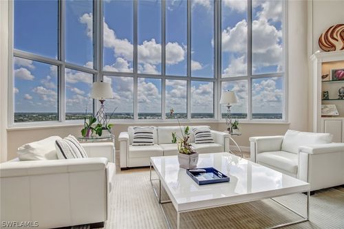 ph-7-4041 Gulf Shore Blvd N, NAPLES, FL, 34103-2601 | Card Image