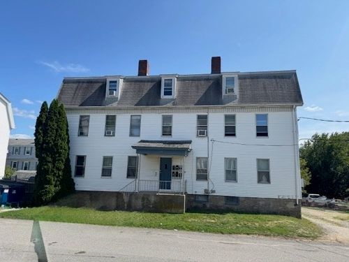 26 Clement St, Fall River, MA, 02724-2026 | Card Image