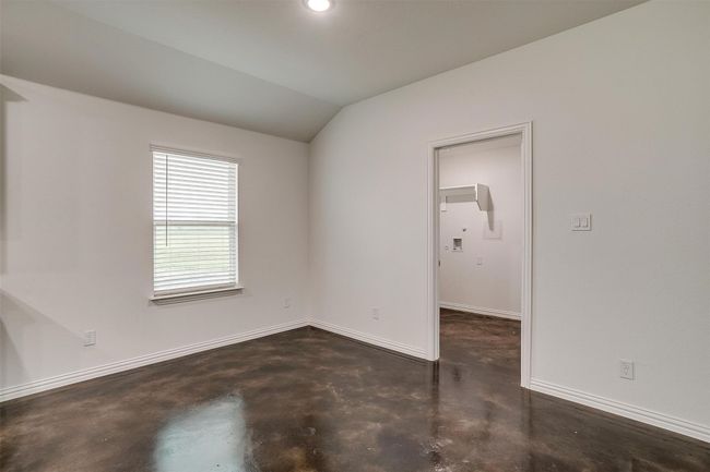 5716 High Plains Trl, House other with 5 bedrooms, 3 bathrooms and null parking in Joshua TX | Image 7