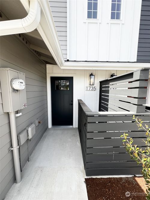 1735 Sunup Loop, Bellingham, WA, 98226-8289 | Card Image