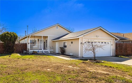 19800 Luana Dr, Tehachapi, CA, 93561-8933 | Card Image