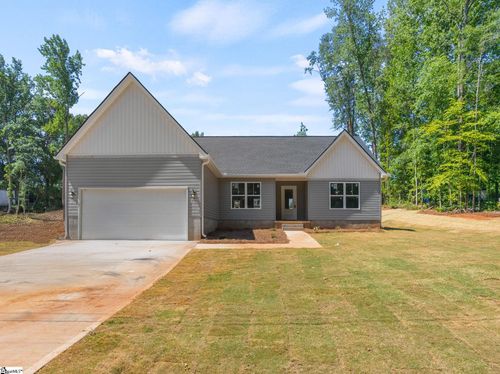 217 Buckingham Rd, Duncan, SC, 29334-9487 | Card Image