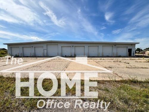 2170 W M 21, Owosso, MI, 48867-9312 | Card Image