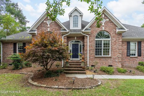 110 Captains Ln, Sneads Ferry, NC, 28460-9660 | Card Image