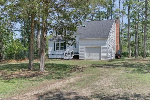 62 Rens Rd, Poquoson, VA, 23662-1610 | Card Image