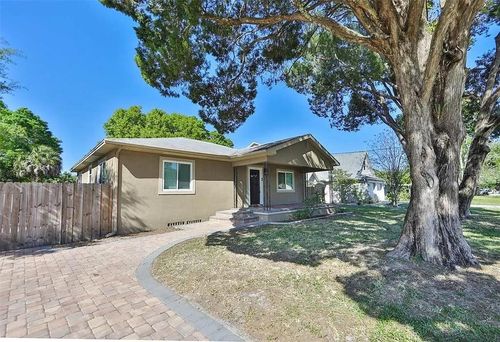 3219 W Leroy St, Tampa, FL, 33607-1125 | Card Image