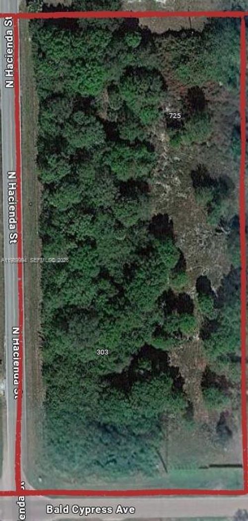 303 Bald Cypress Ave, Clewiston, FL, 33440-8835 | Card Image