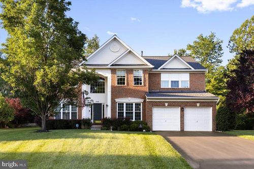 9308 Eagle Ct, MANASSAS PARK, VA, 20111-3048 | Card Image