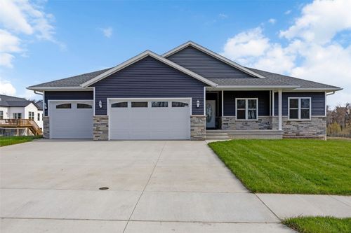 2416 Kestrel Drive Se, Cedar Rapids, IA, 52403 | Card Image