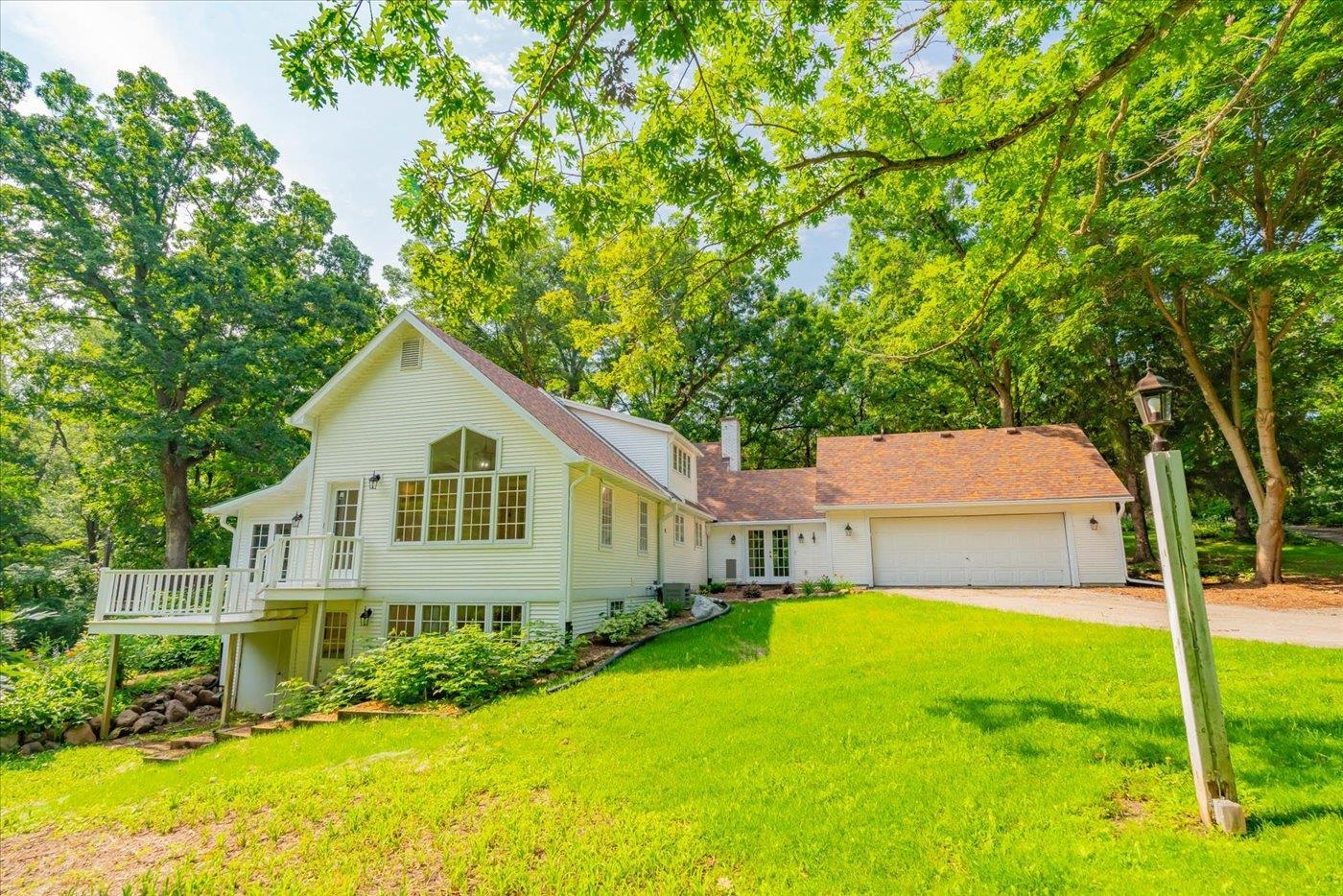 Schneider Dr, Fitchburg, WI 53575