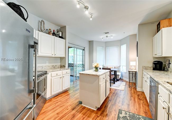 APT-1720 - 4 Indigo Run Dr, Condo with 2 bedrooms, 2 bathrooms and null parking in Hilton Head Island SC | Image 10
