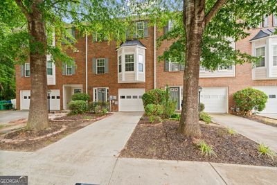 2194 Millgate Lane, Townhouse with 3 bedrooms, 3 bathrooms and 2 parking in Buford GA | Image 2