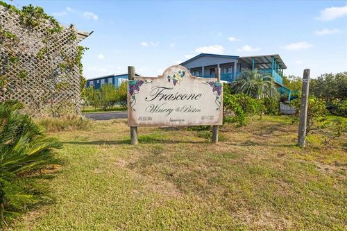 308 Bayside Dr, Anahuac, TX, 77514-2162 | Card Image