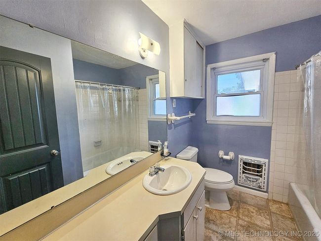1306 E Shawnee St, House other with 3 bedrooms, 2 bathrooms and null parking in Tahlequah OK | Image 22