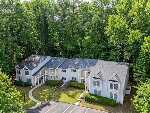 36 Doranne Ct Se, Smyrna, GA, 30080-8079 | Card Image