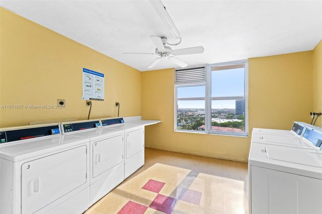 1722 - 3800 S Ocean Dr, Condo with 1 bedrooms, 1 bathrooms and null parking in Hollywood FL | Image 24