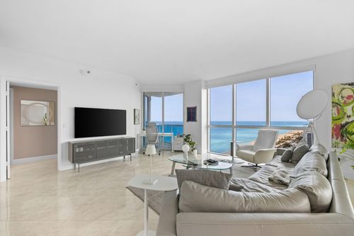 2407-101 S Fort Lauderdale Beach Blvd, Fort Lauderdale, FL, 33316-1559 | Card Image