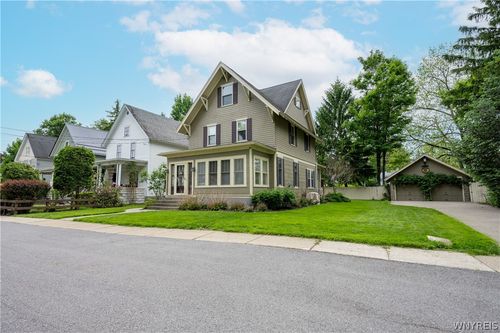 45 Savage Pl, East Aurora, NY, 14052-2313 | Card Image