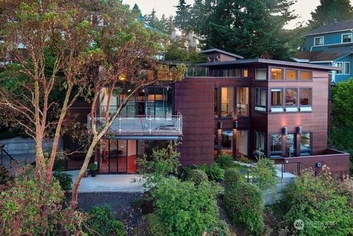 630 Harrison St, Friday Harbor, WA, 98250-8036 | Card Image