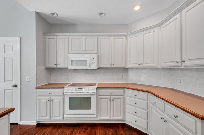 1031 Laurel Hills Dr, House other with 3 bedrooms, 2 bathrooms and 5 parking in Dickson TN | Image 20