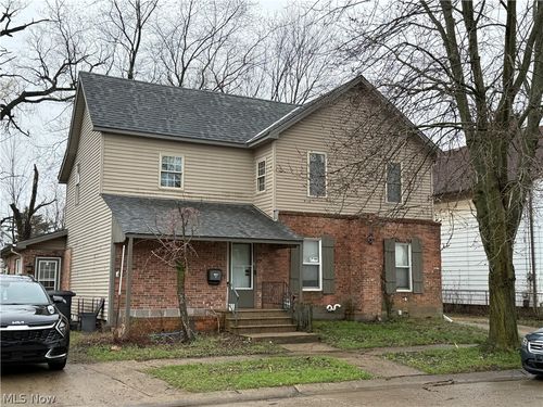 140 School St, Elyria, OH, 44035-4944 | Card Image