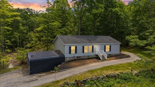 98 Hurricane Rd, Belmont, NH, 03220-4115 | Card Image