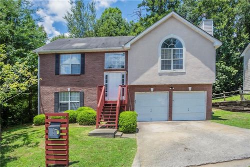 999 Brecken Ln, Lithonia, GA, 30058-6720 | Card Image