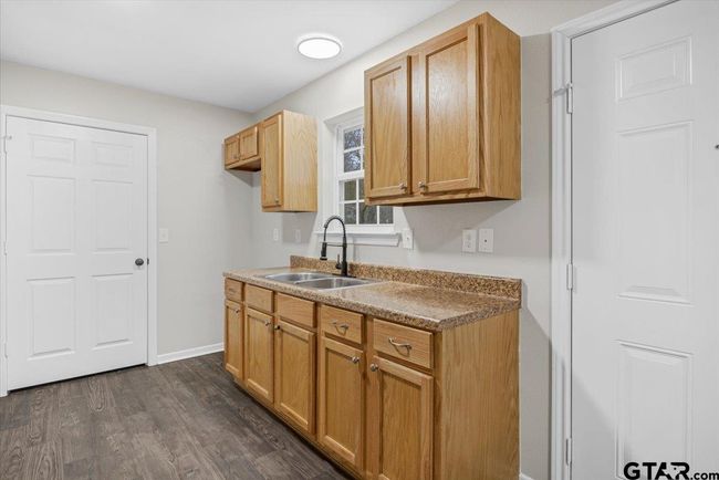 804 S Athena St, House other with 2 bedrooms, 1 bathrooms and null parking in Troup TX | Image 18