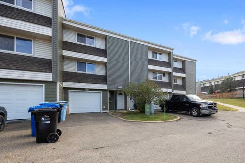 152-400 Silin Forest Rd, Fort Mcmurray, AB, T9H3S5 | Card Image