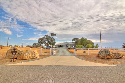 9539 Paraiso, La Grange, CA, 95329 | Card Image